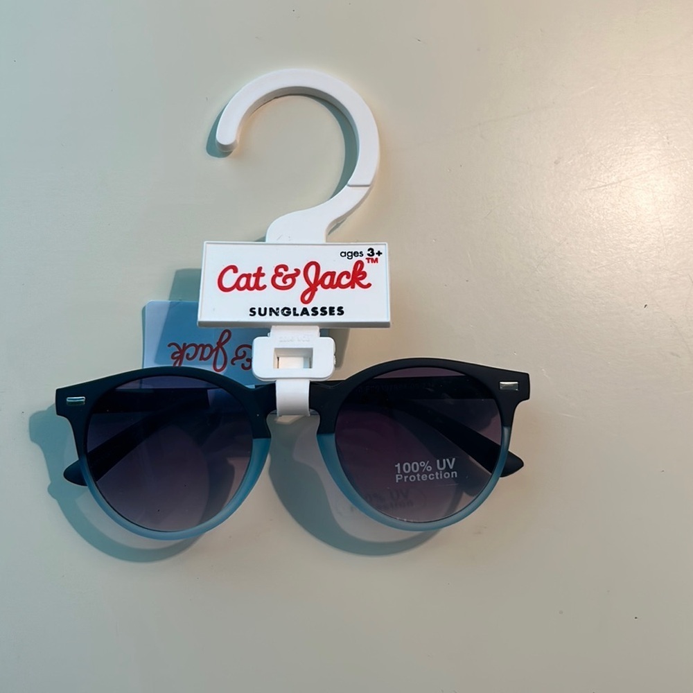 Cat and Jack blue avatar sunglasses